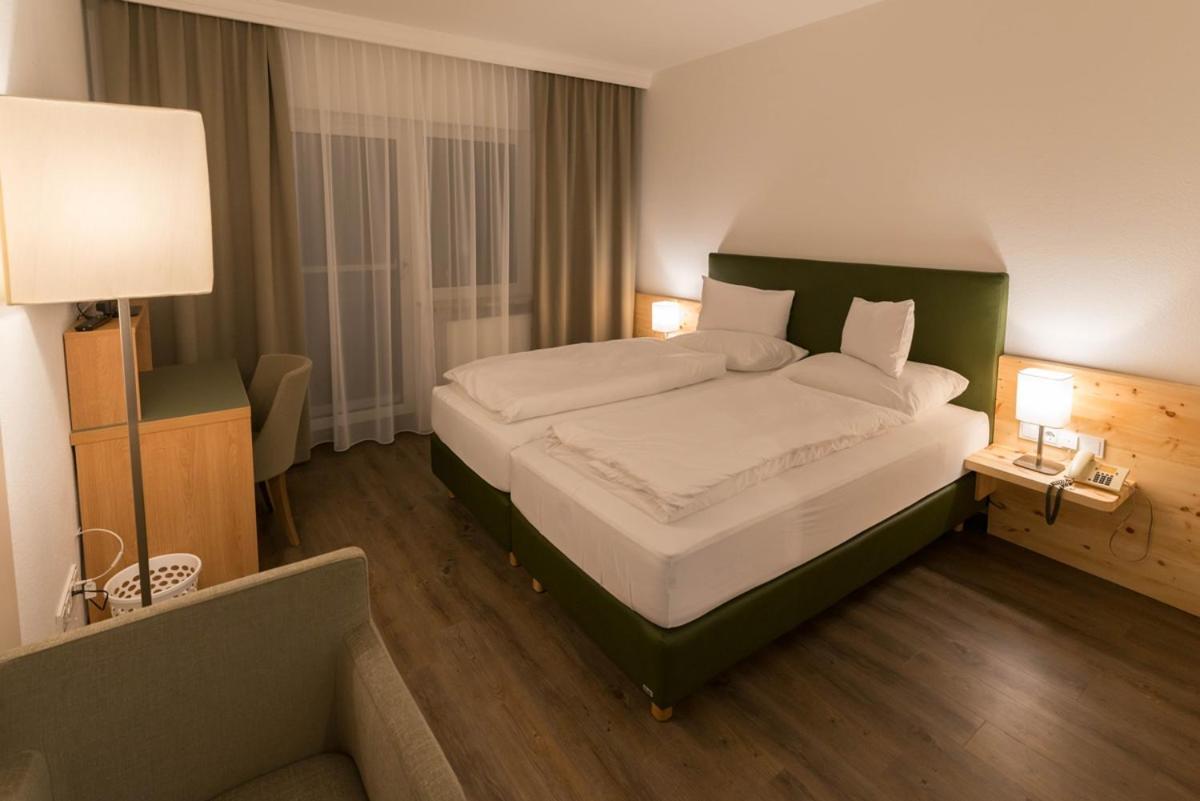 Hotel Gruenes Tuerl 巴特斯哈尔巴赫 外观 照片
