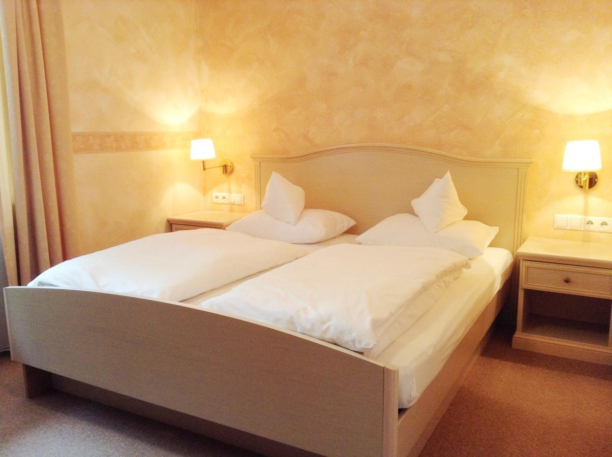 Hotel Gruenes Tuerl 巴特斯哈尔巴赫 客房 照片