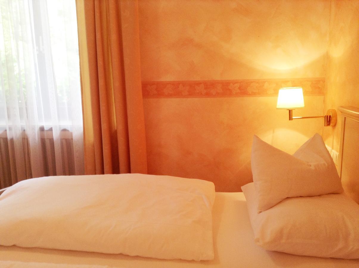 Hotel Gruenes Tuerl 巴特斯哈尔巴赫 客房 照片