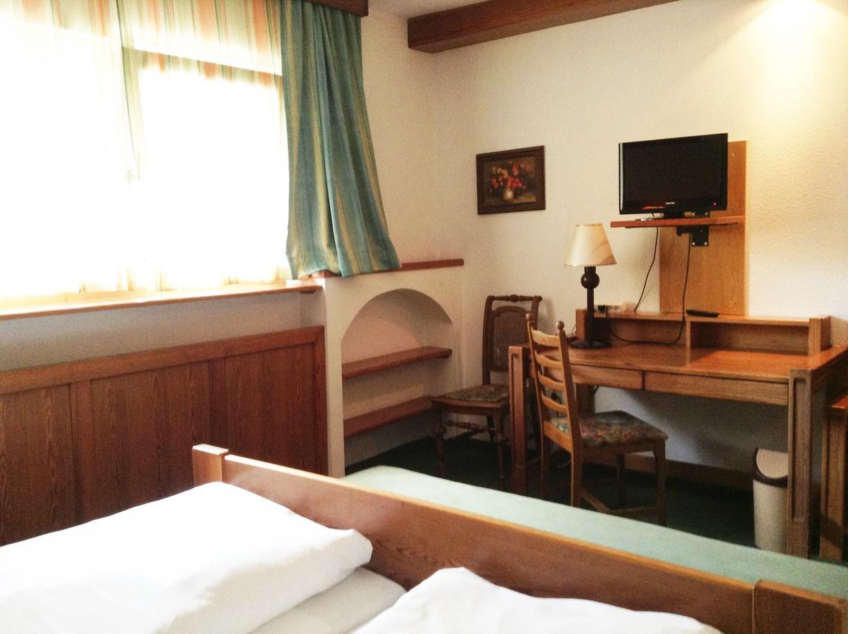 Hotel Gruenes Tuerl 巴特斯哈尔巴赫 客房 照片